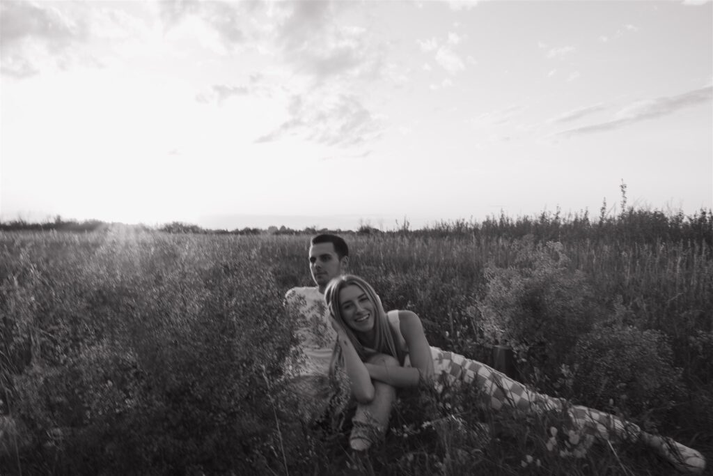 A Unique Couples Sunset Pics & Photoshoot in Saskatoon